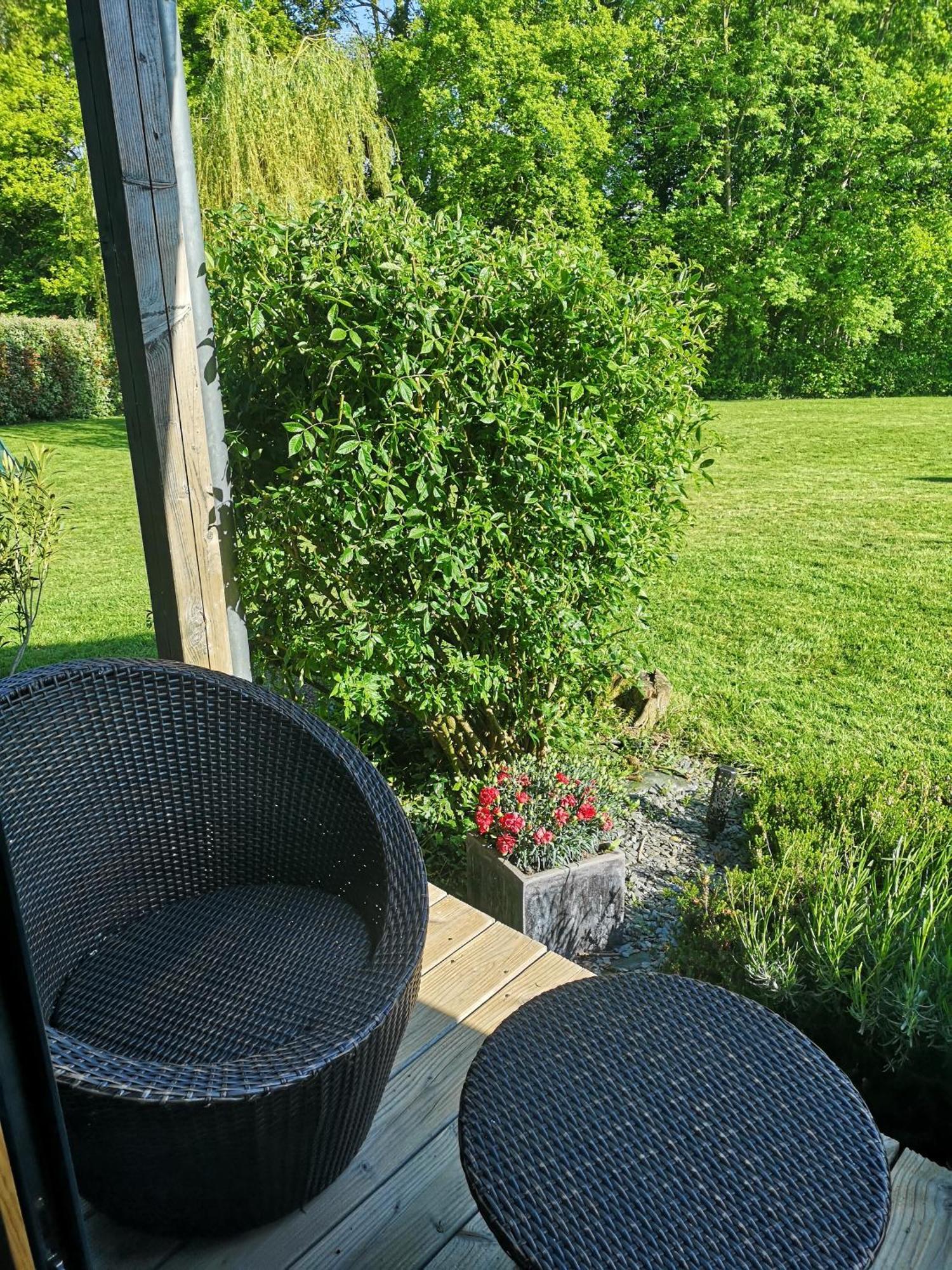 Bed and Breakfast La Pause à Surville  Extérieur photo